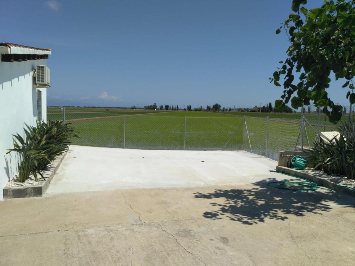 Caseta Del Chato Deltebre Exteriör bild